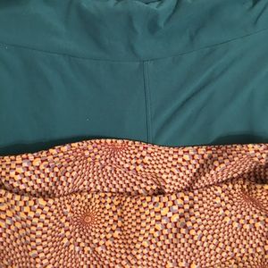 TWO pairs EUC TC LuLaRoe Leggings!