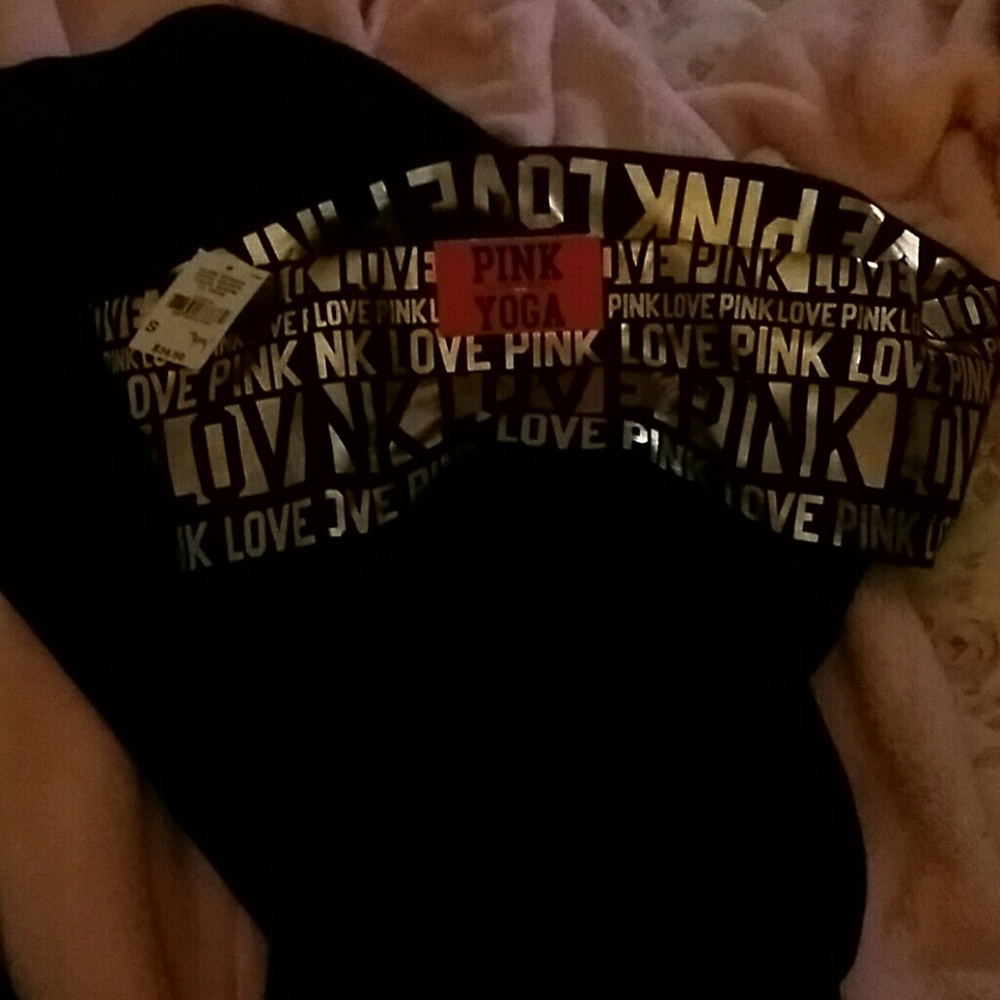 New Victoria Secret yoga pants. Small .boot cut