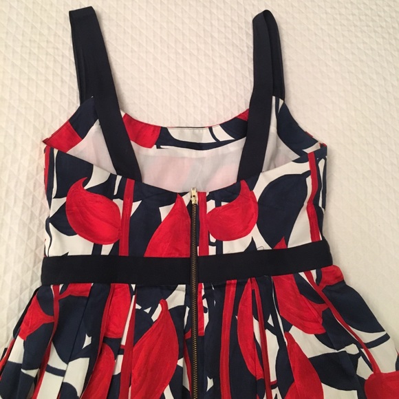 Milly Sundress in a Red, White and Blue leaf print - Picture 4 of 7
