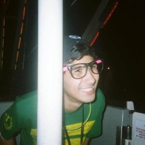 Meet your Posher, Johnny