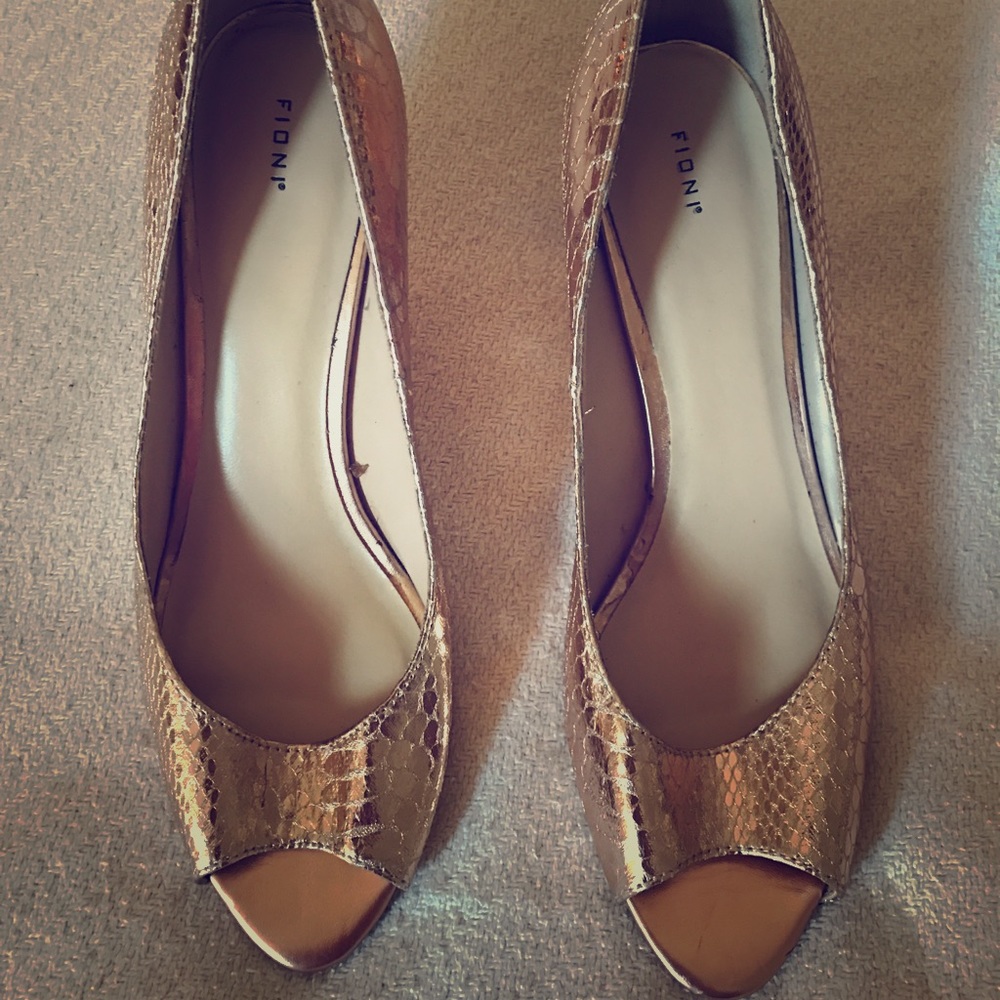 Fioni Peep-Toe Heels