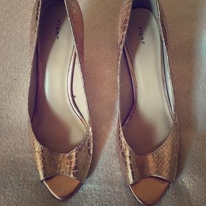 Fioni Peep-Toe Heels