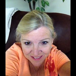 Meet your Posher, Cindy