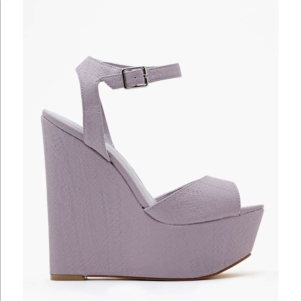 Nasty gal purple snakeskin platform wedge!