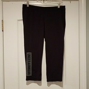 Cropped exercise pants