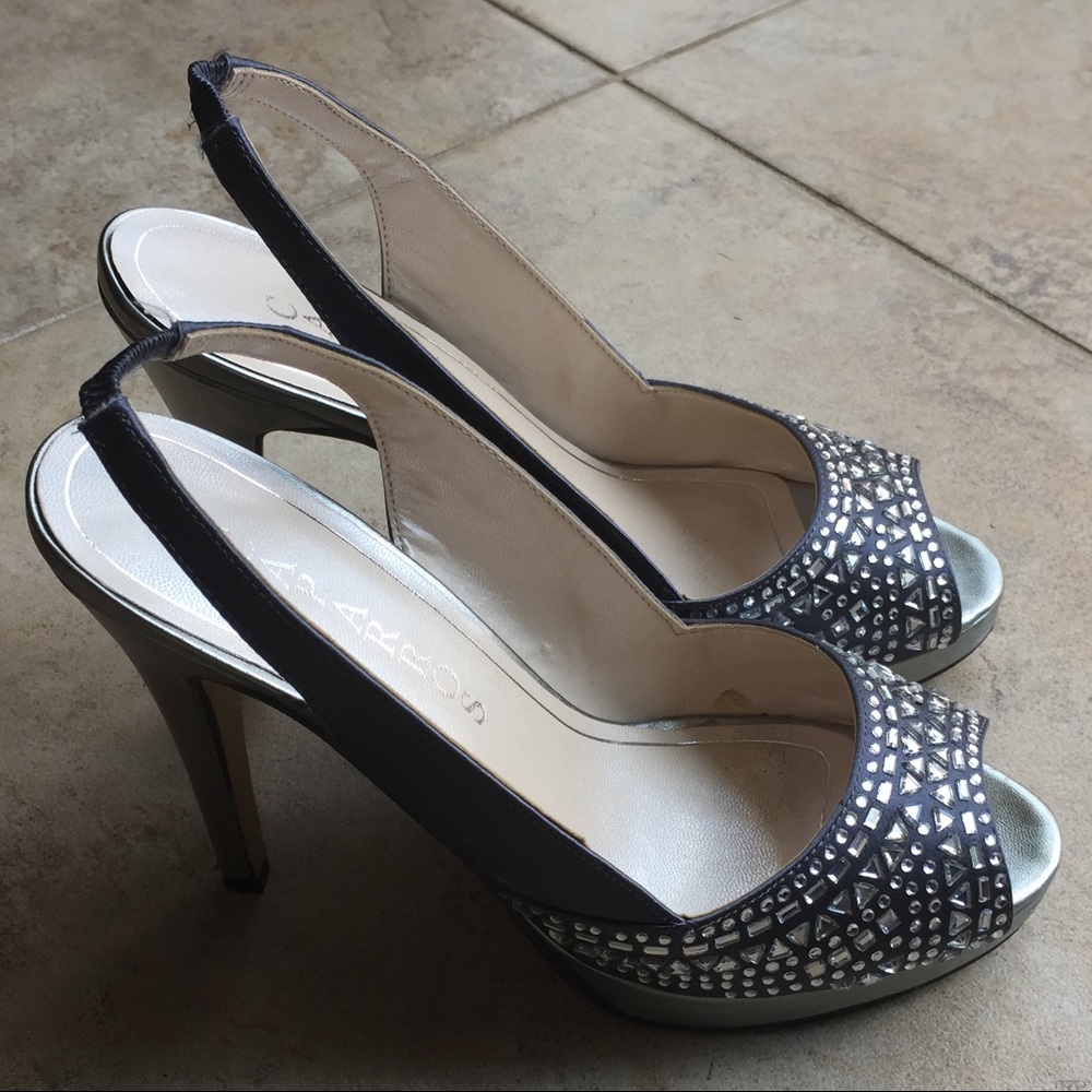 Gorgeous silver shoes