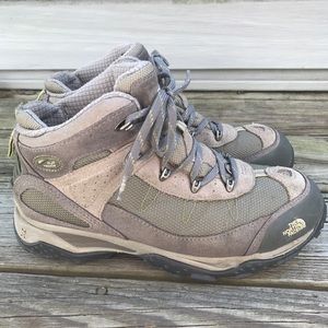 The north face women's hiking boots waterproof
