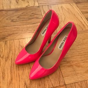 Steve Madden Intrude Hot Pink Pumps