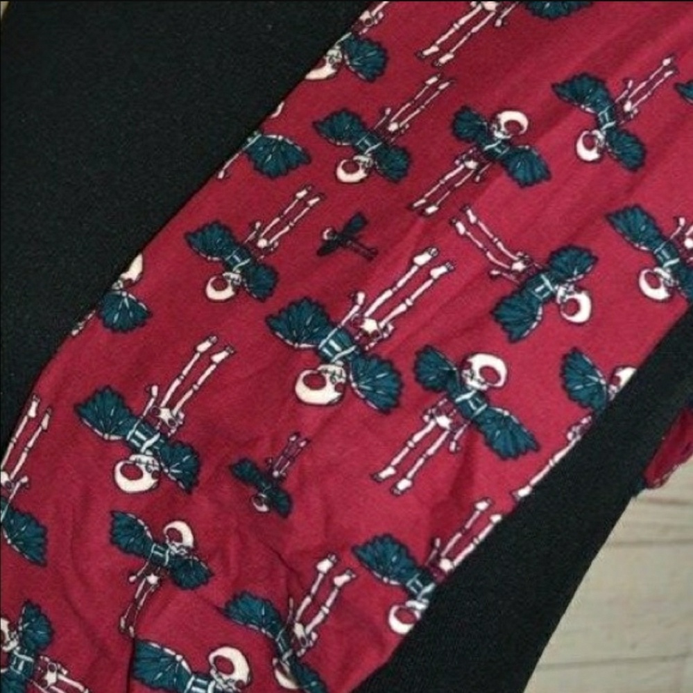 Maroon printed leggings