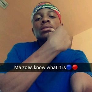 Meet your Posher, Zoes