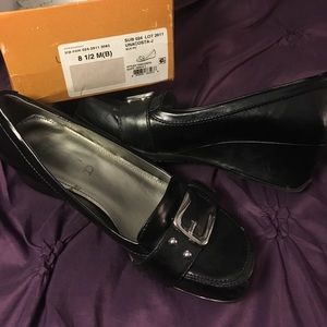 Unacosta Blk loafer dress shoes size 8-1/2 M
