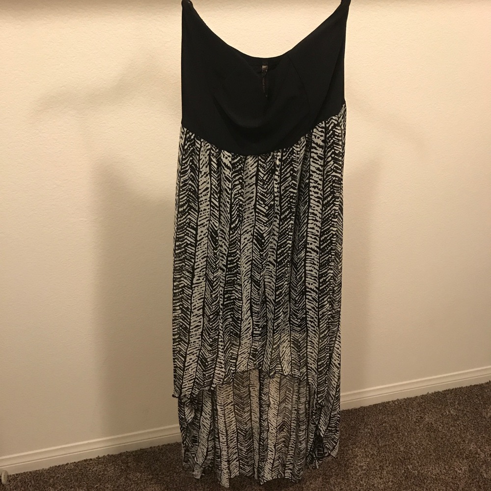 Strapless dress