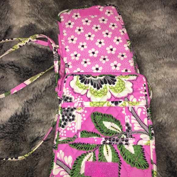 Vera Bradley Never Before Used Cross Body Bag - Picture 2 of 3