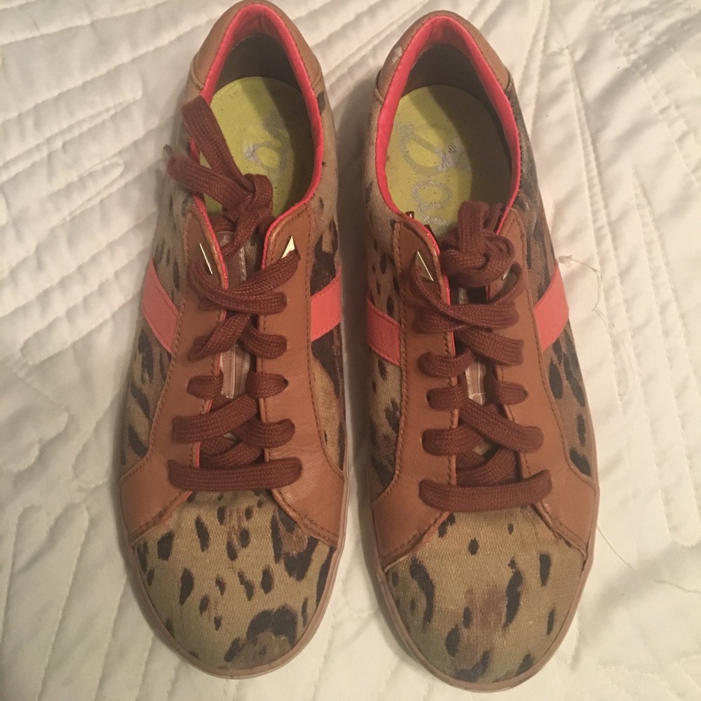 Leopard print sneakers