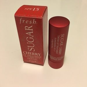 Fresh | Lip treatment in Cherry