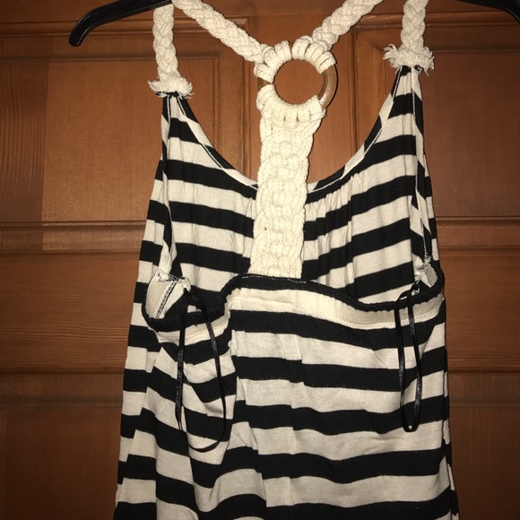 Top - Picture 3 of 4