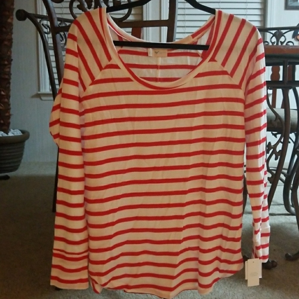 Small Stem lightweight long sleeve shirt