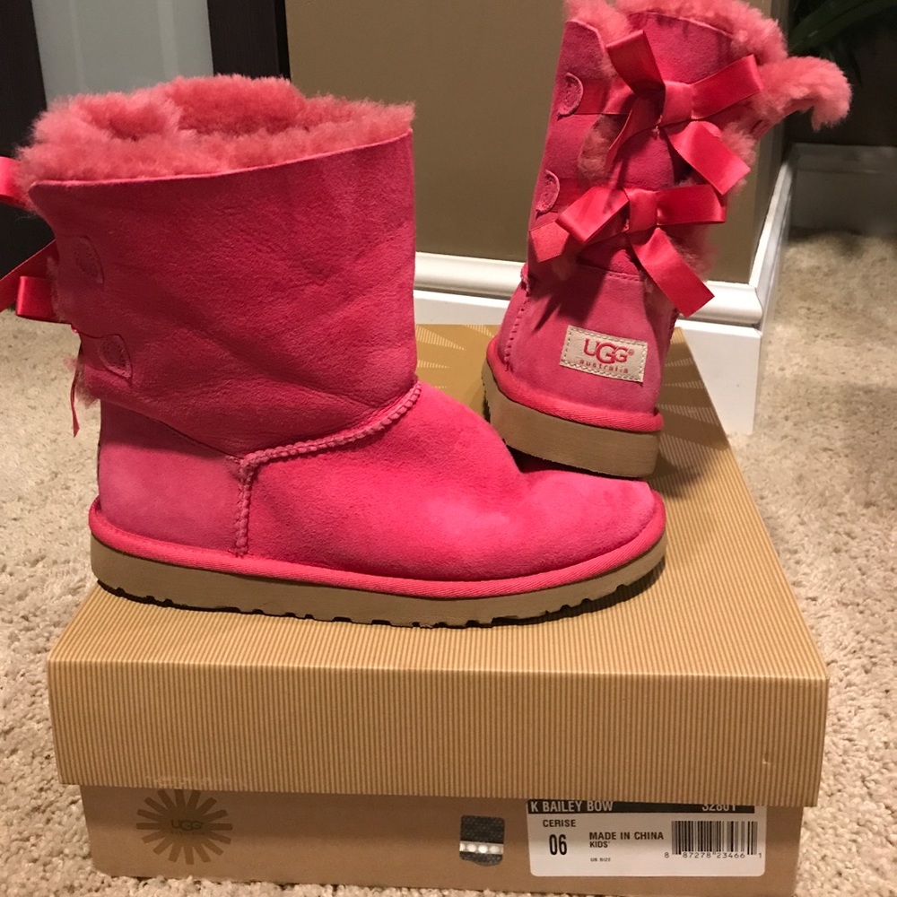 UGG BAILEY BOWS