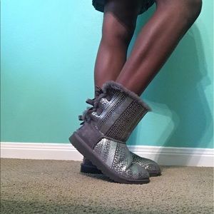 Gray/Silver UGGS