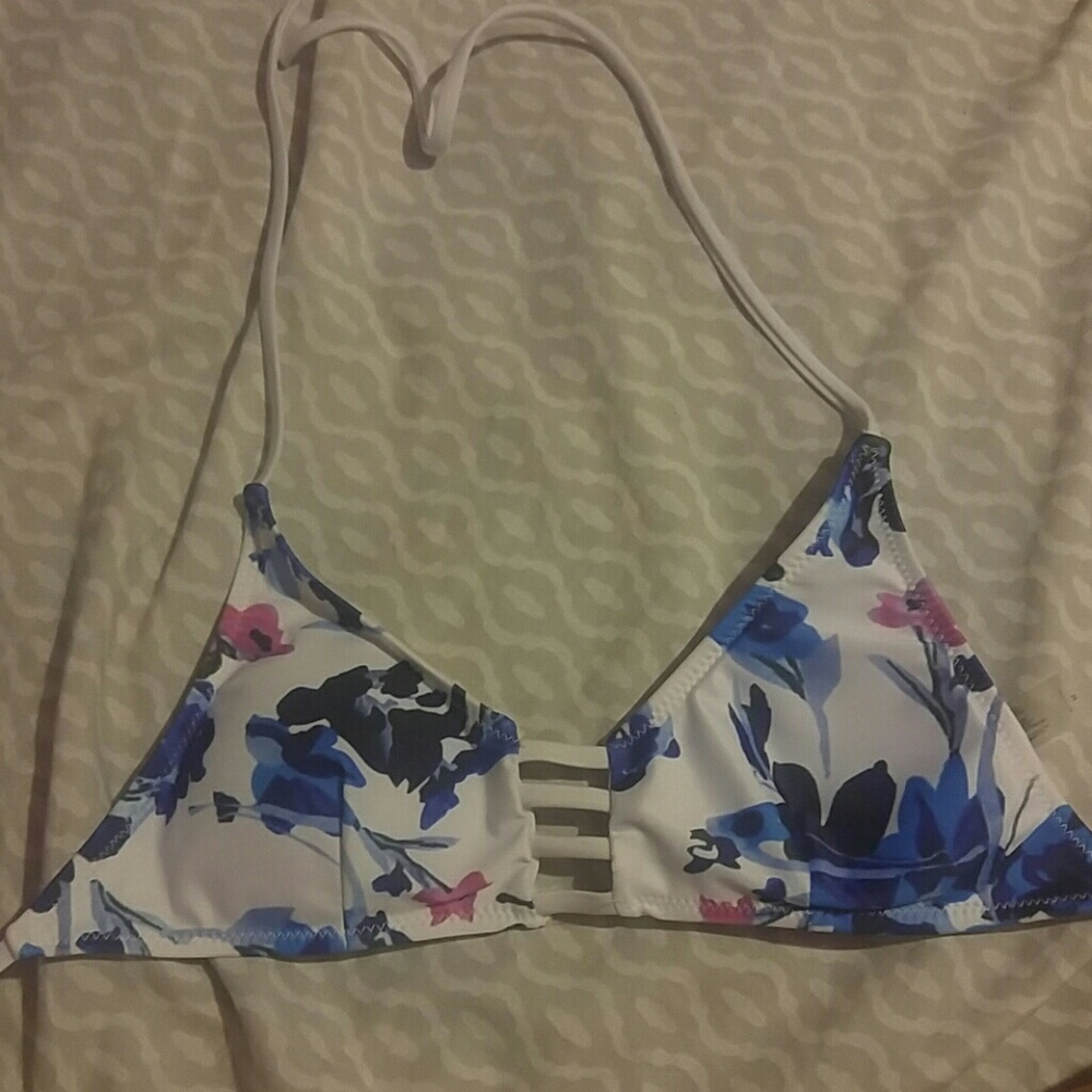 Bathing suit top