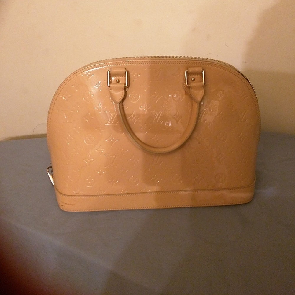 Louis Vuitton Alma exlge