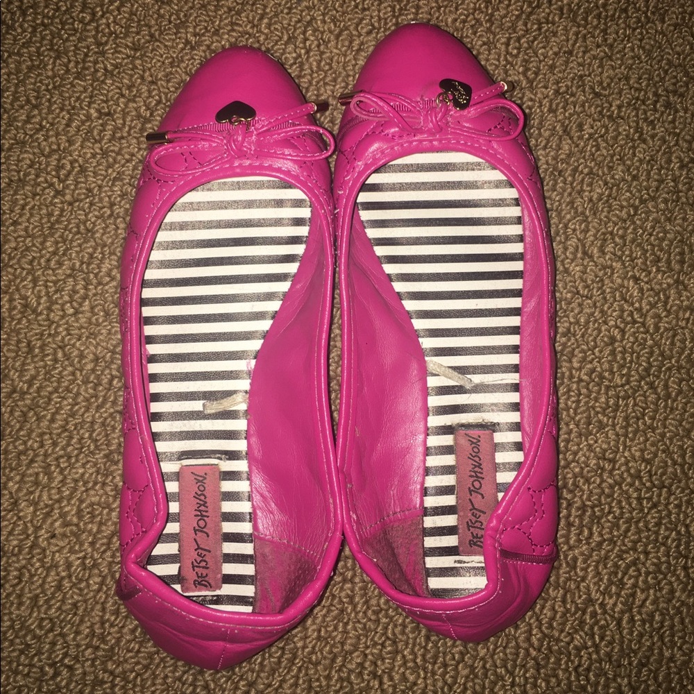 Pink flats