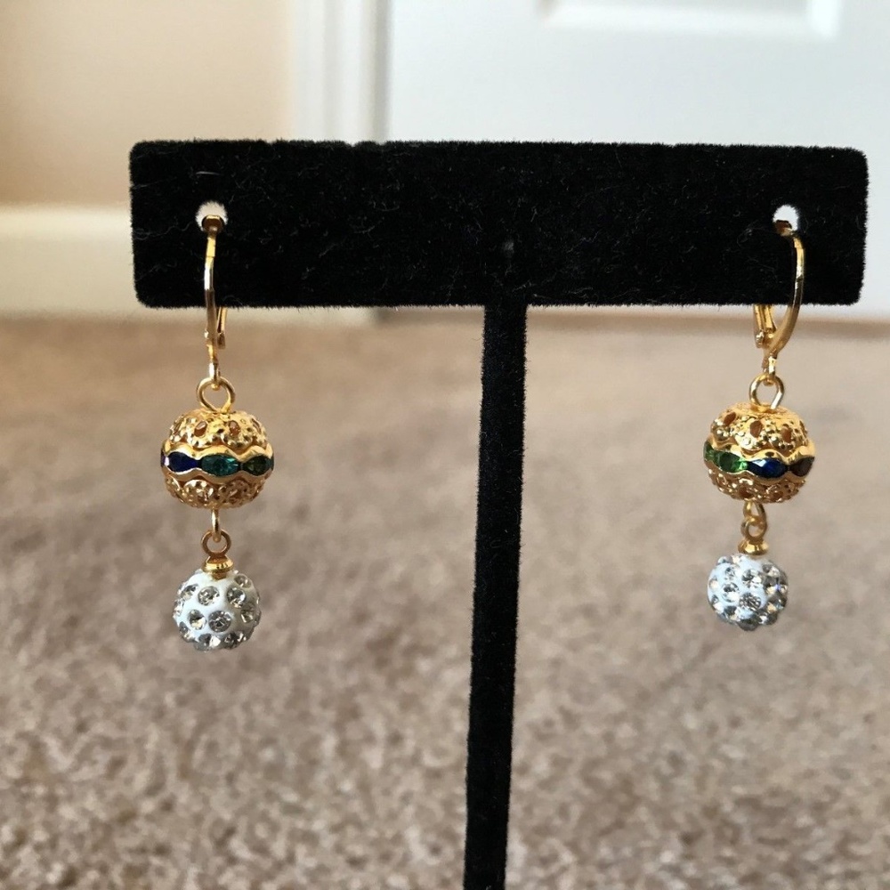 Womens Gold Earrings Fancy Ear Jewelry - Picture 7 of 7