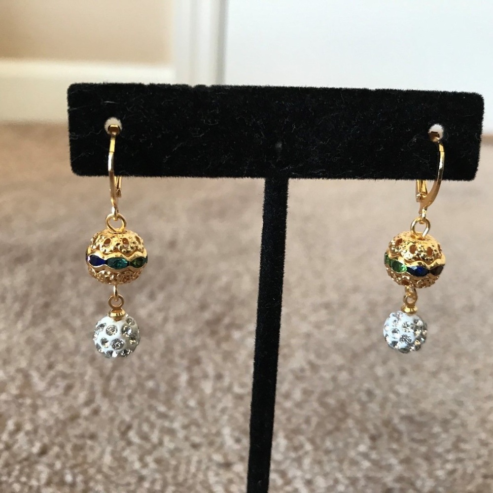 Womens Gold Earrings Fancy Ear Jewelry - Picture 6 of 7