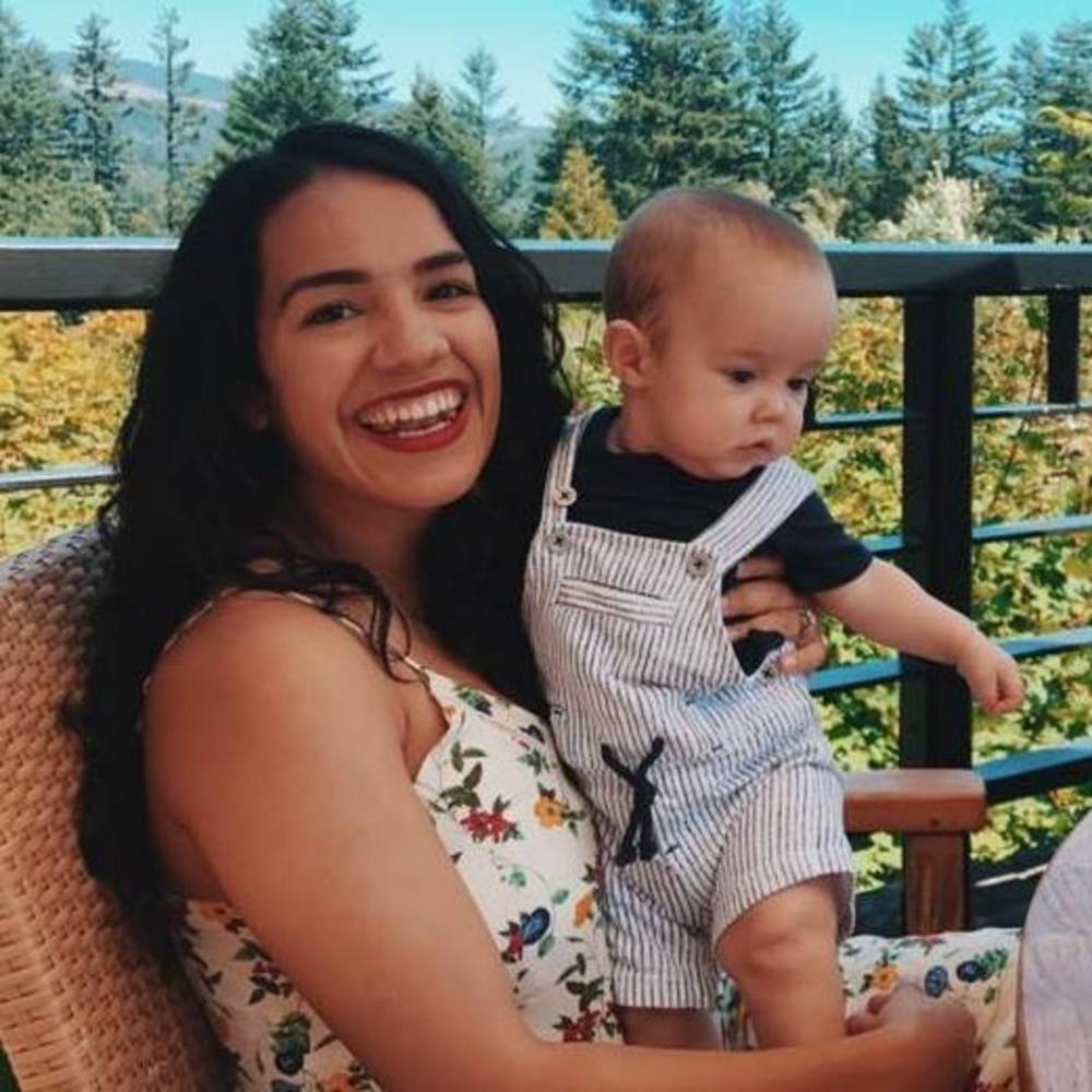 Meet your Posher, Arielle