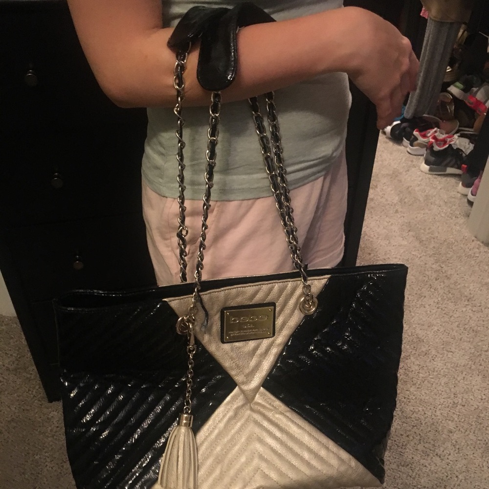 LIKE NEW Bebe bag