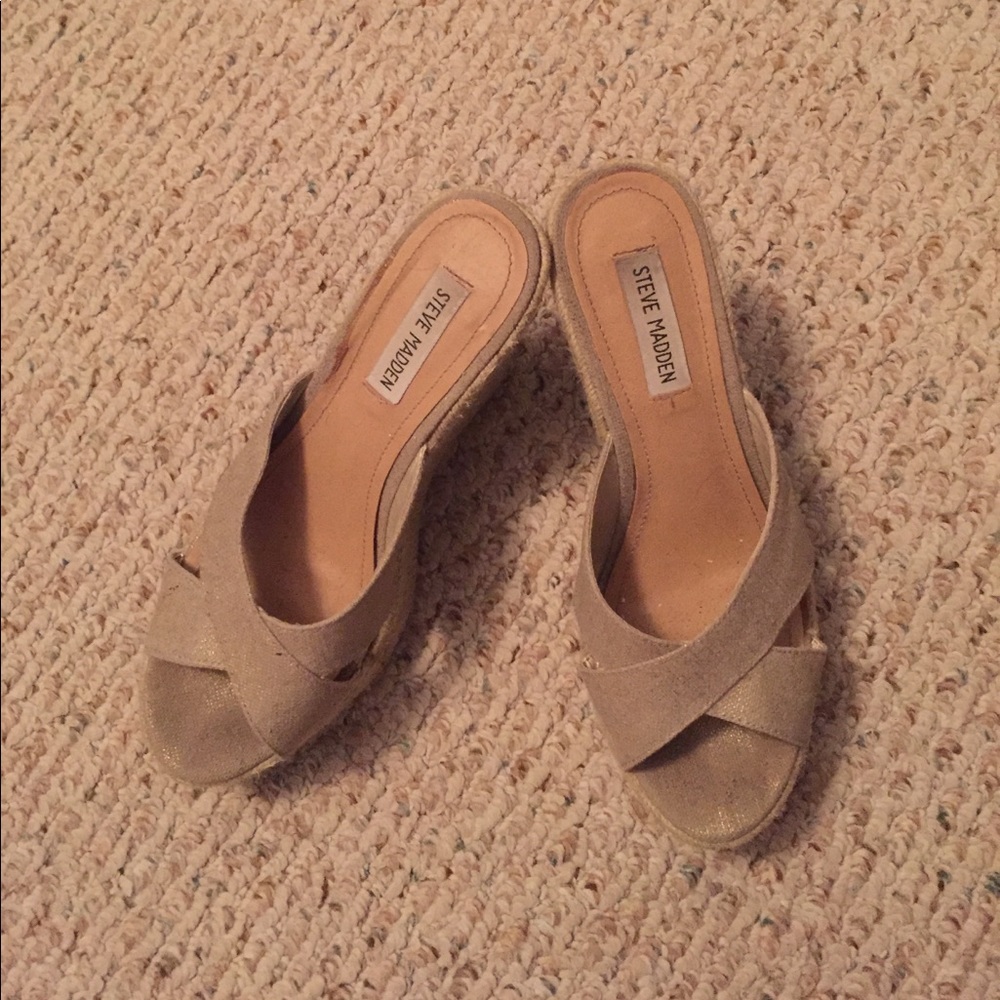Steve Madden wedges