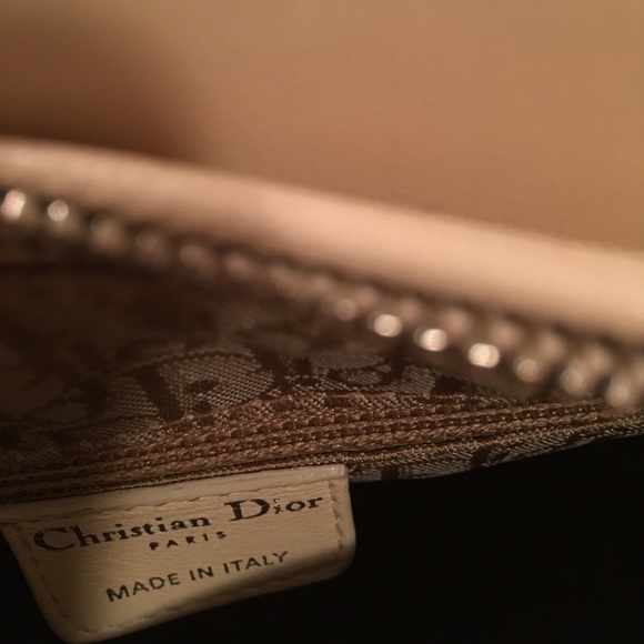 $2000 - Picture 4 of 5