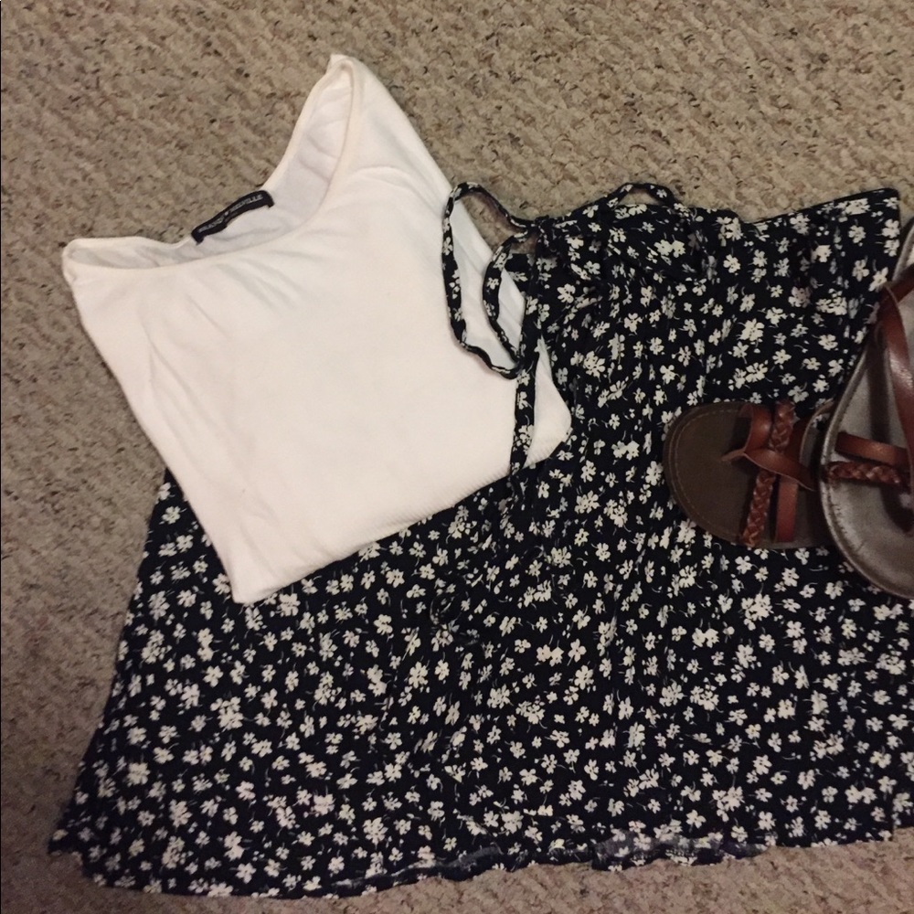 White Long-Sleeved Brandy Melville Shirt