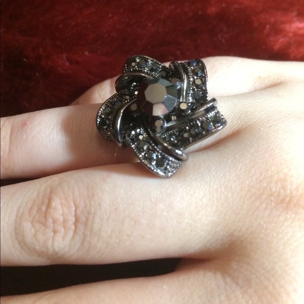 Black Fashion Ring