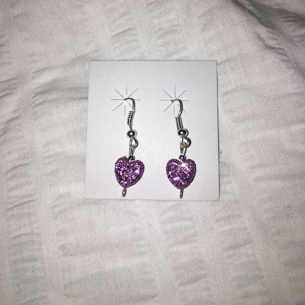 Tiny heart earrings!