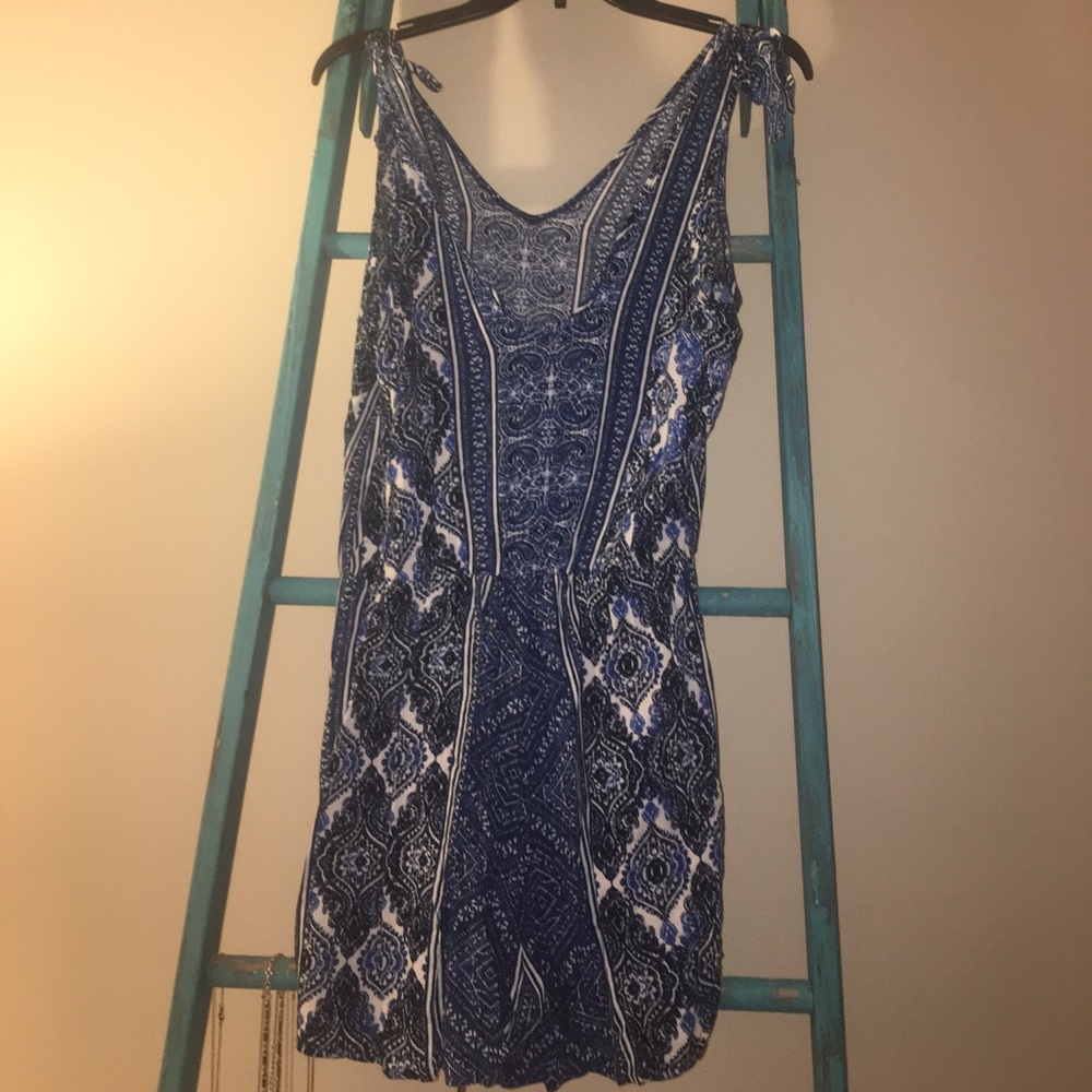 Romper - Picture 2 of 3