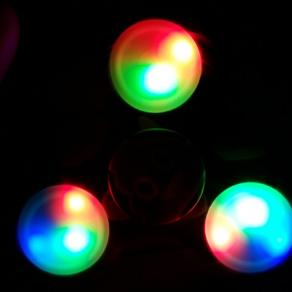 Emoji fidget spinner