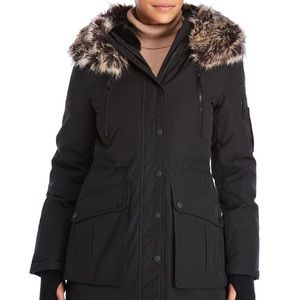 BCBGENERATION Black Perka