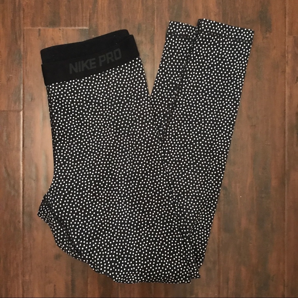 Nike Pro Hyperwarm Tights worn only 2x!