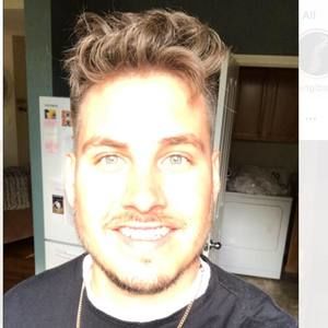 Meet your Posher, Corbin