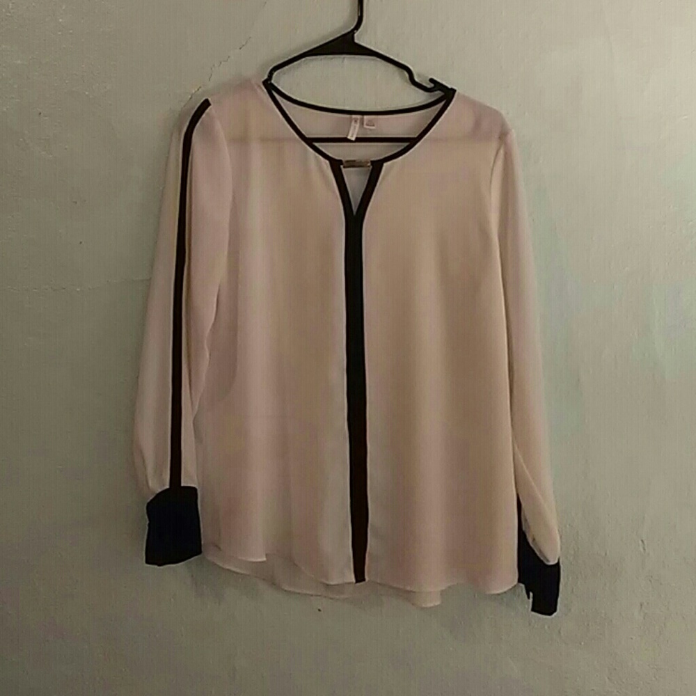 Woman's Top