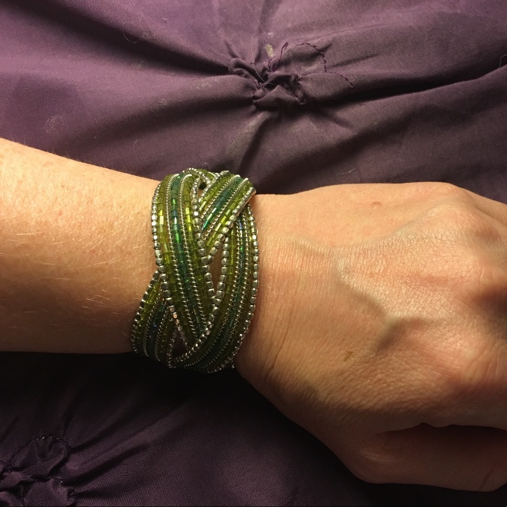 Green wire bracelet