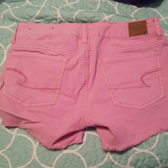 Pink size 2 American Eagle shorts - Picture 2 of 2
