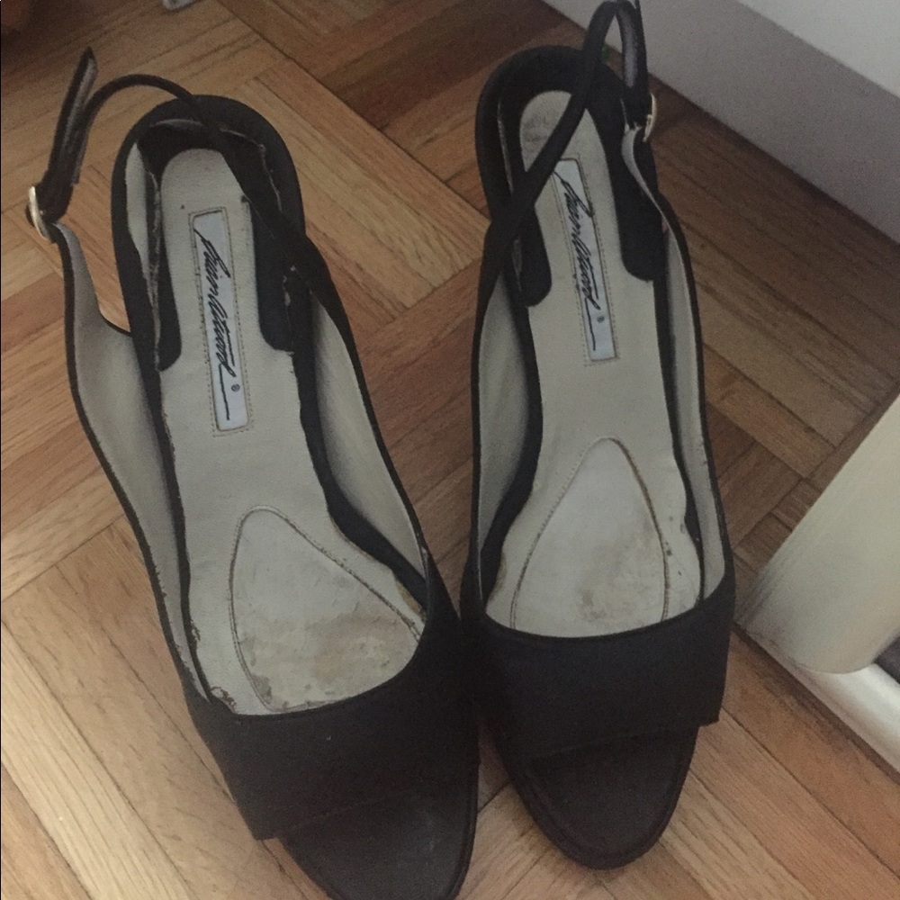 Brian Atwood Sexy, Simple, Stylish heels. Size 8.