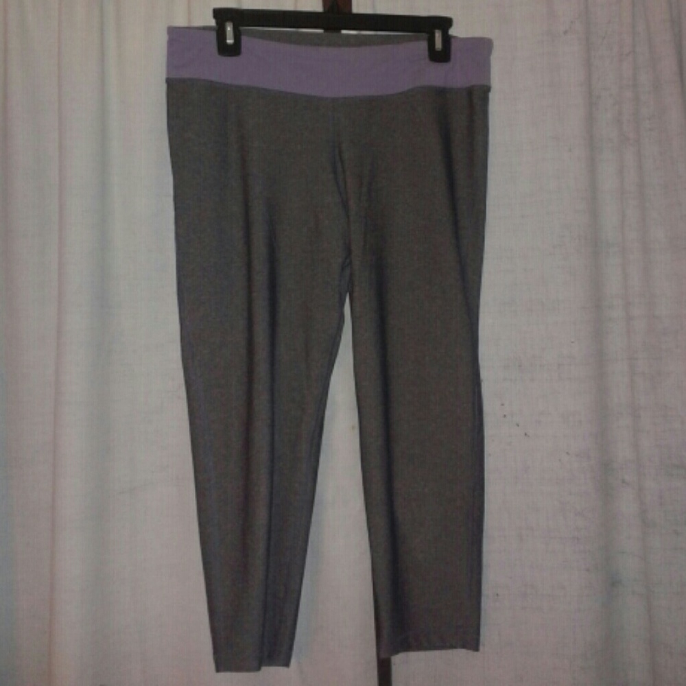 CHAMPI ON YOGA PANTS