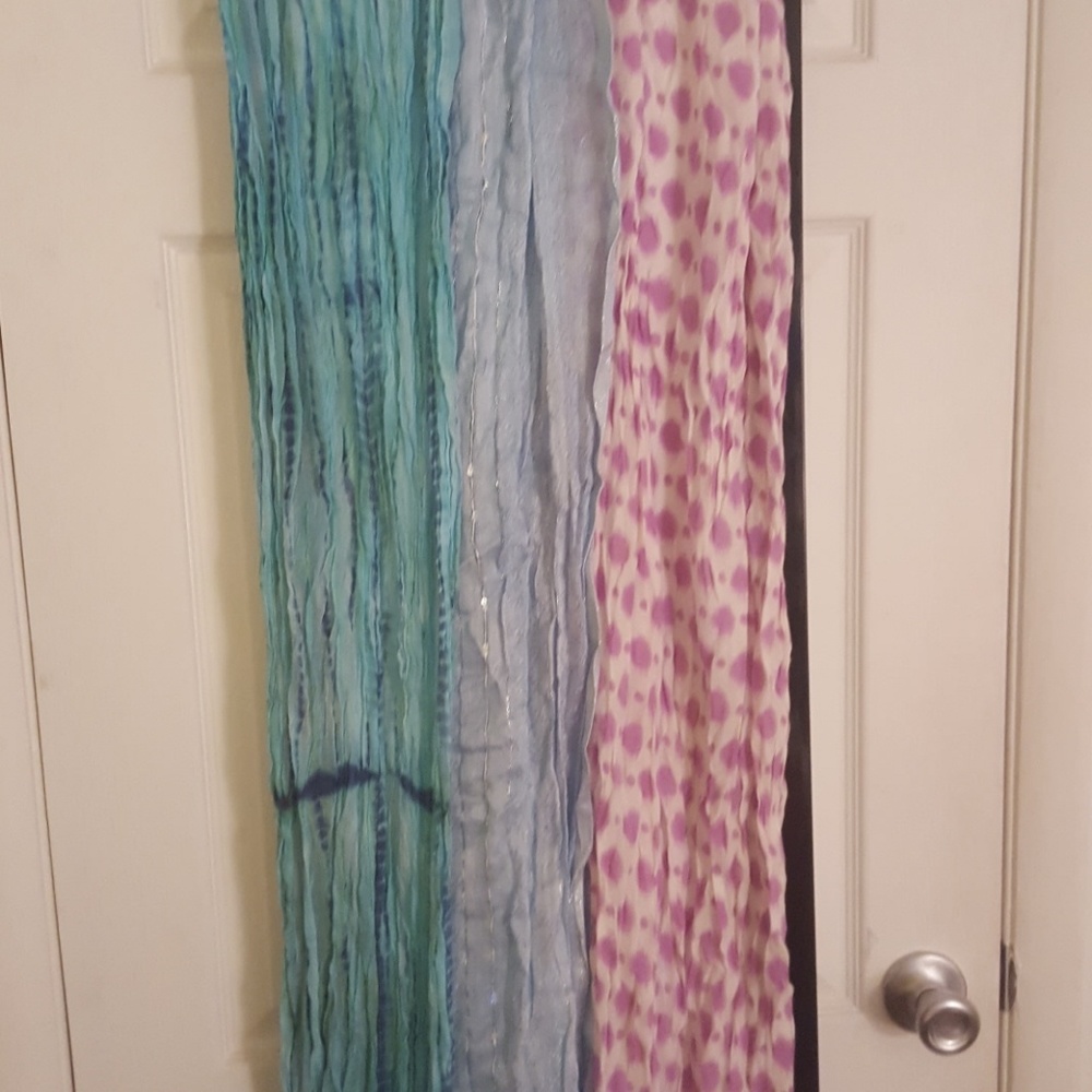 3 Scarves