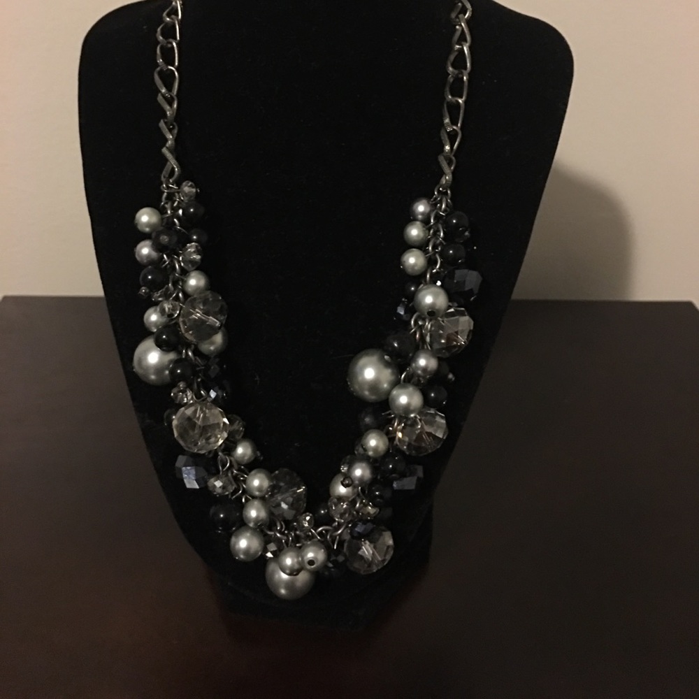 Black, silver and clear pearl necklace