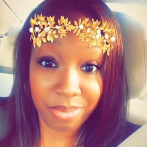 Meet your Posher, Janel