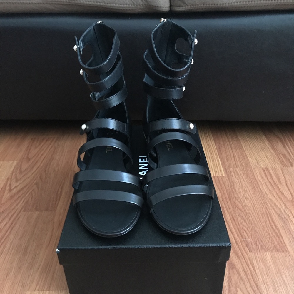 🚫SOLD🚫Chanel Pearl Gladiator Sandals size 41