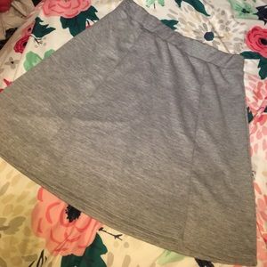 Wet seal skirt
